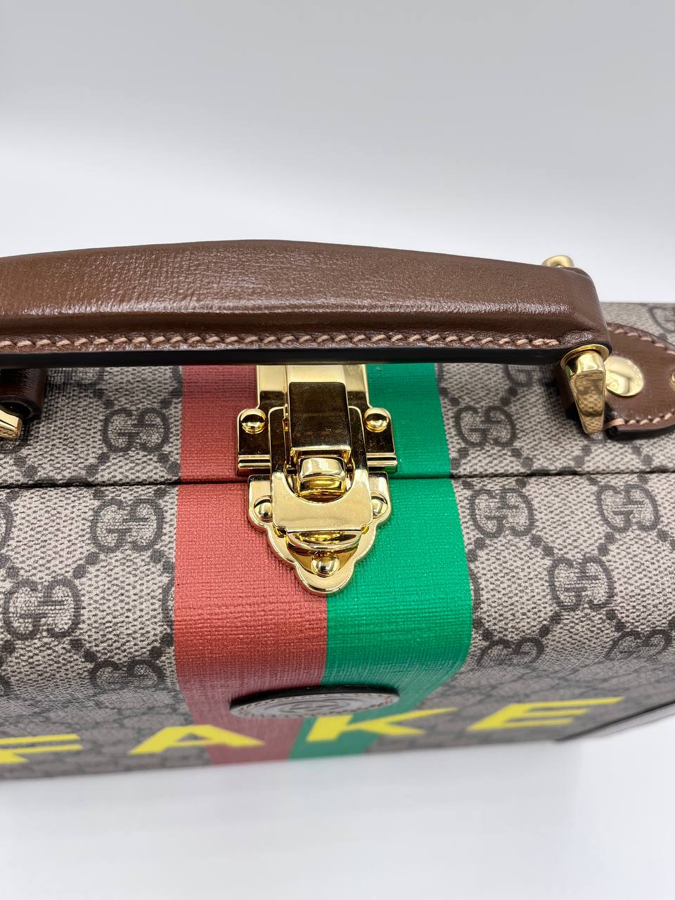 Gucci Savoy GG Supreme Second-hand